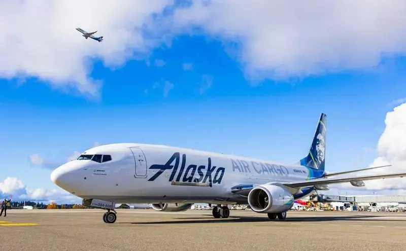 Alaska Air Cargo adds new 737-800BCF Alaska Air Cargo adds new 737-800BCF