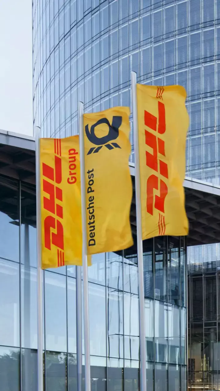 Lunar shipping: DHL delivers customer mementos to the moon