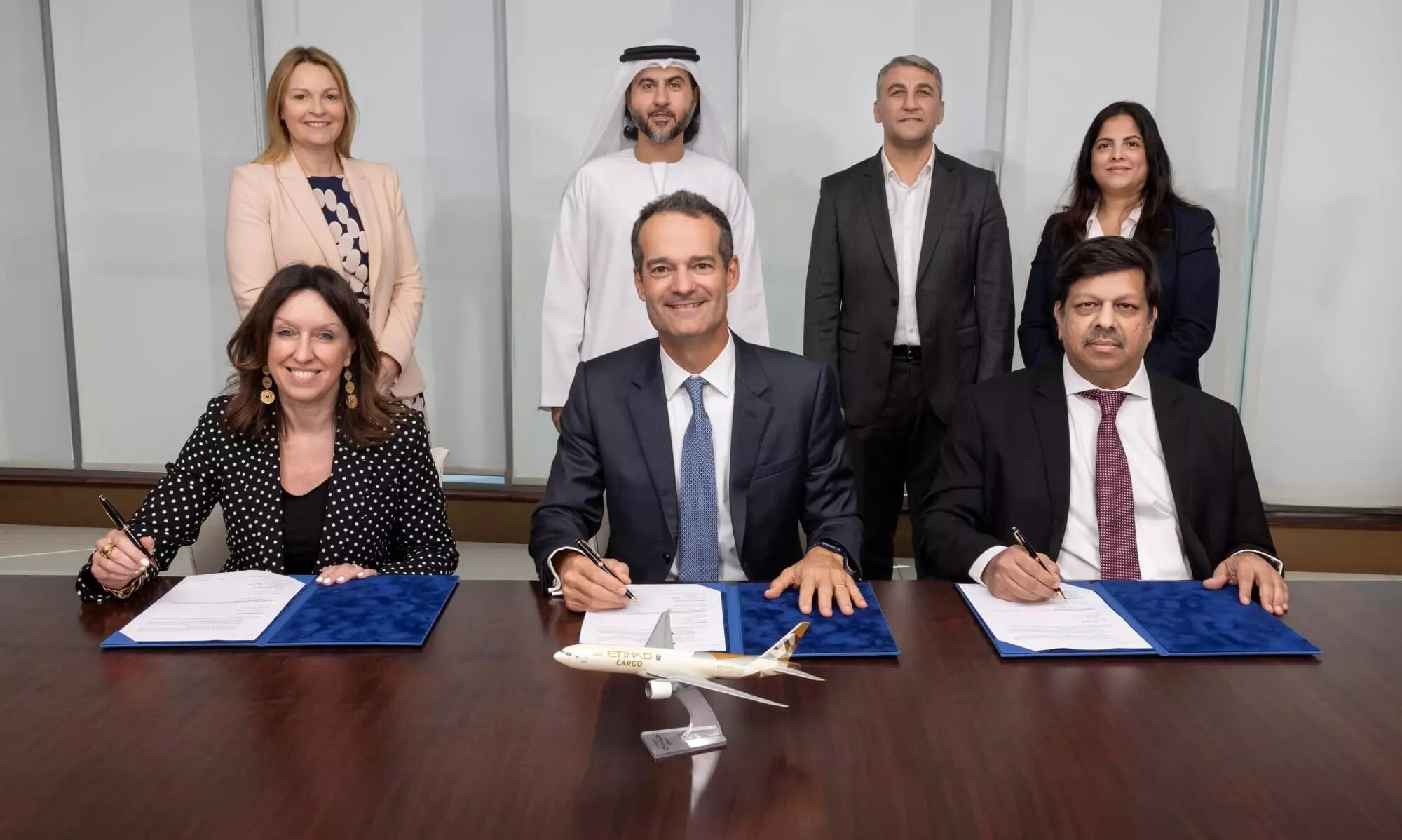 Etihad Cargo, Abu Dhabi Airports, Abu Dhabi Food Hub sign deal Etihad Cargo, Abu Dhabi Airports, Abu Dhabi Food Hub sign deal