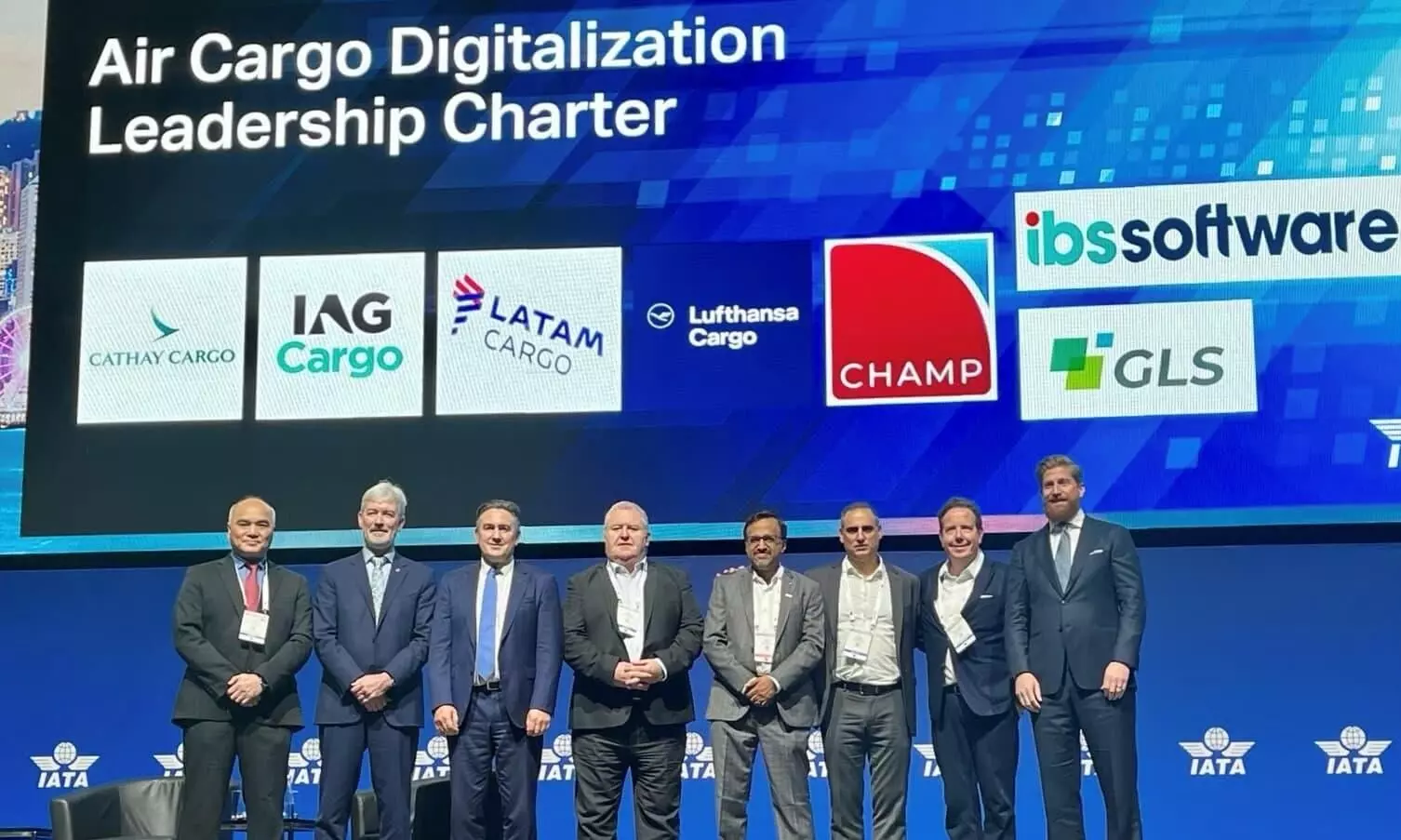 IATA announces first signatories to air cargo digitalisation leadership charter