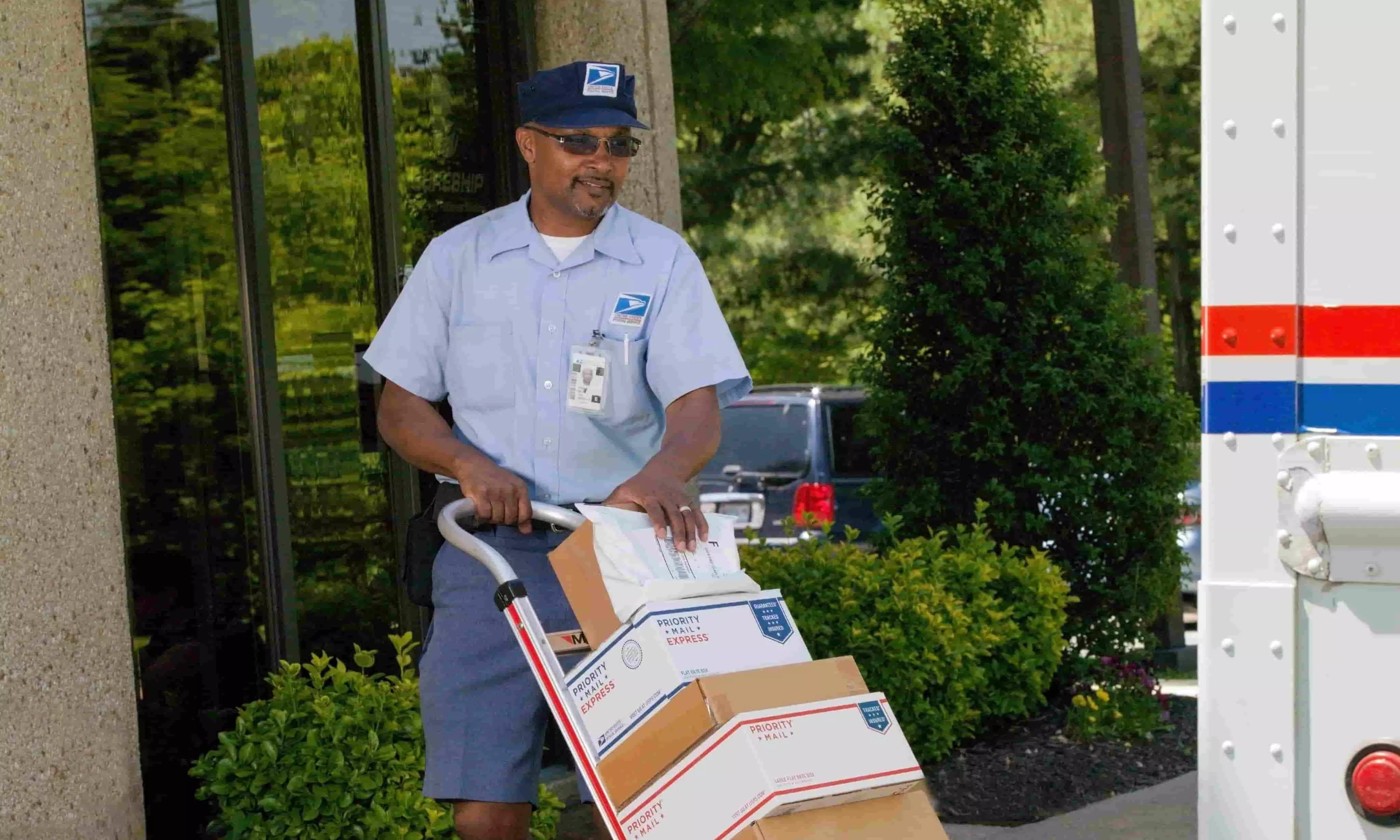 UPS replaces FedEx as US Postal Service’s primary air cargo provider