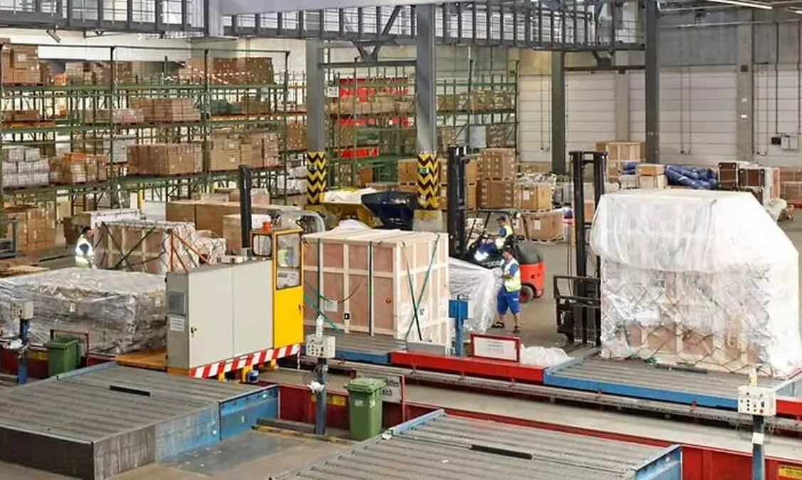 Bengaluru Airport cargo handled up 7% at 439,524 tonnes in FY2024 Bengaluru Airport cargo handled up 7% at 439,524 tonnes in FY2024