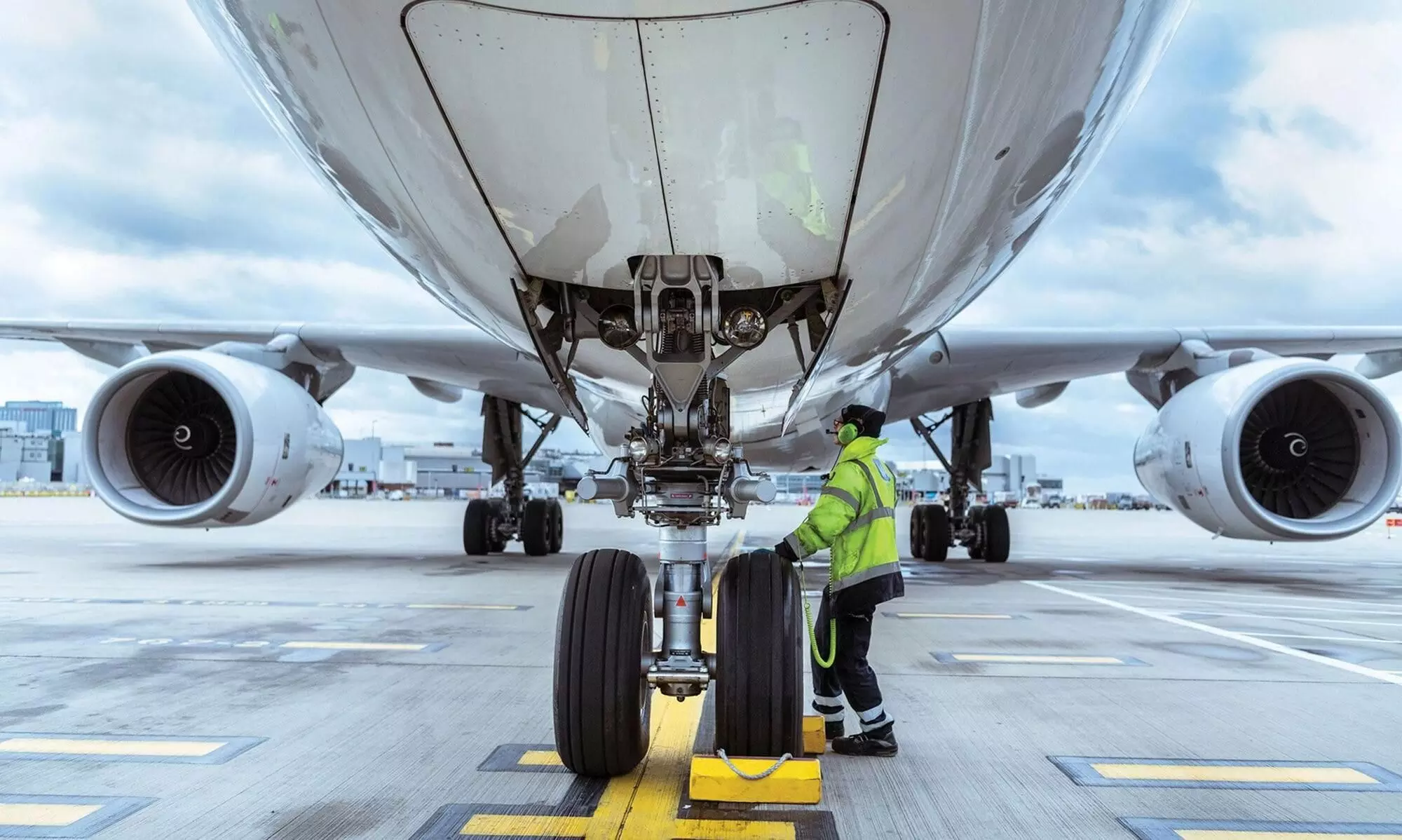 Menzies extends partnership with Malaysia Airlines for 5 years Menzies extends partnership with Malaysia Airlines for 5 years