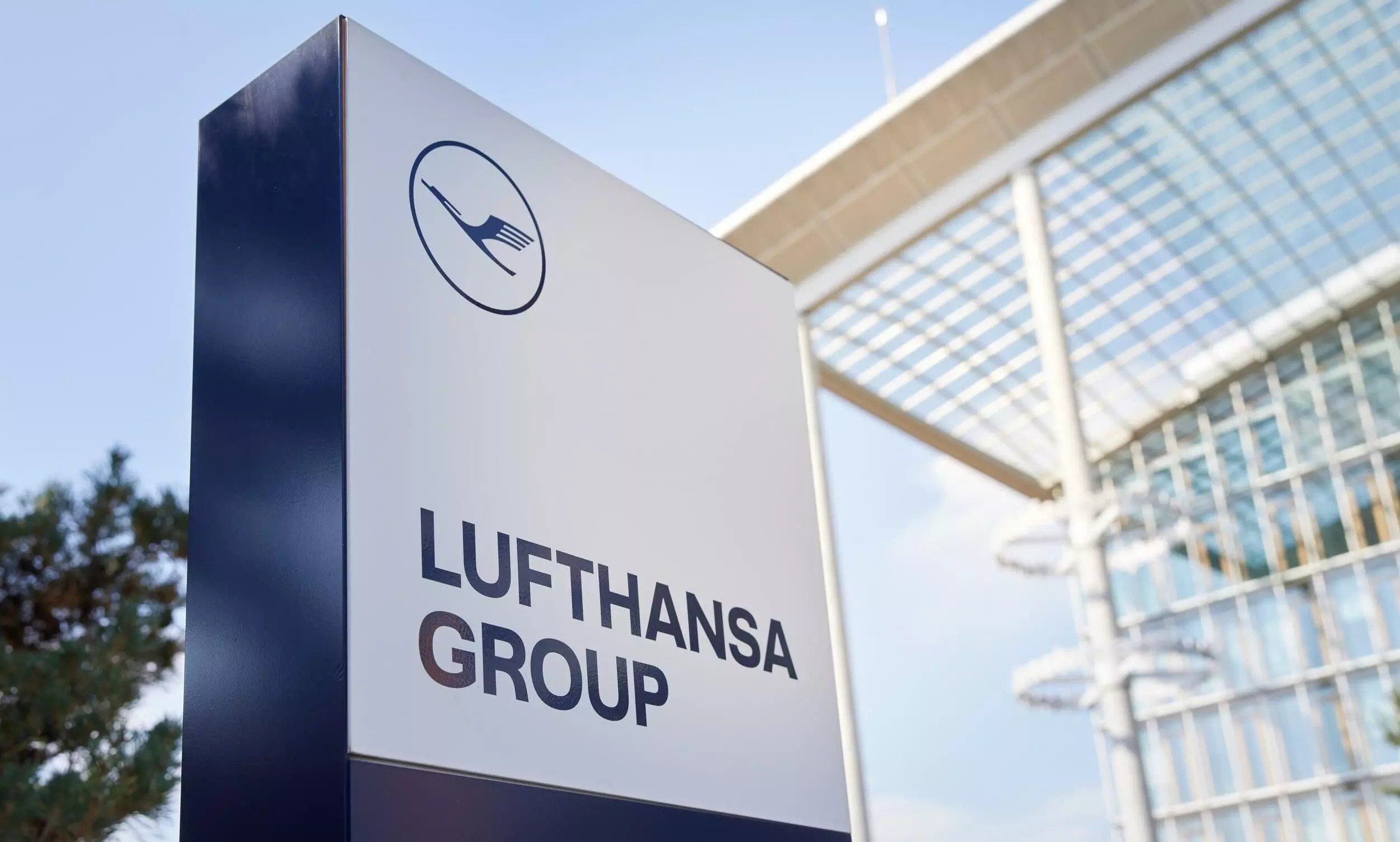 Lufthansa Cargo Q12024 revenue down 16% on lower yields