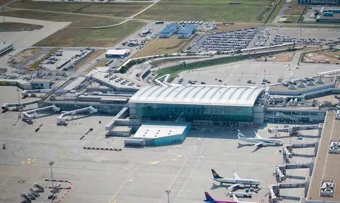 VINCI acquires 20% stake in Budapest Airport, becomes operator VINCI acquires 20% stake in Budapest Airport, becomes operator