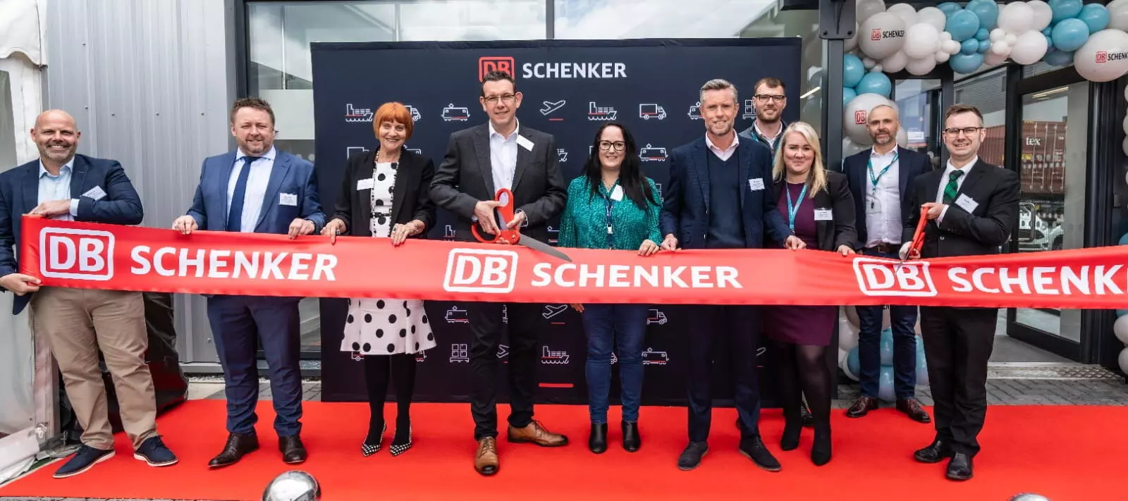 DB Schenker opens state-of-the-art facility in Manchester DB Schenker opens state-of-the-art facility in Manchester