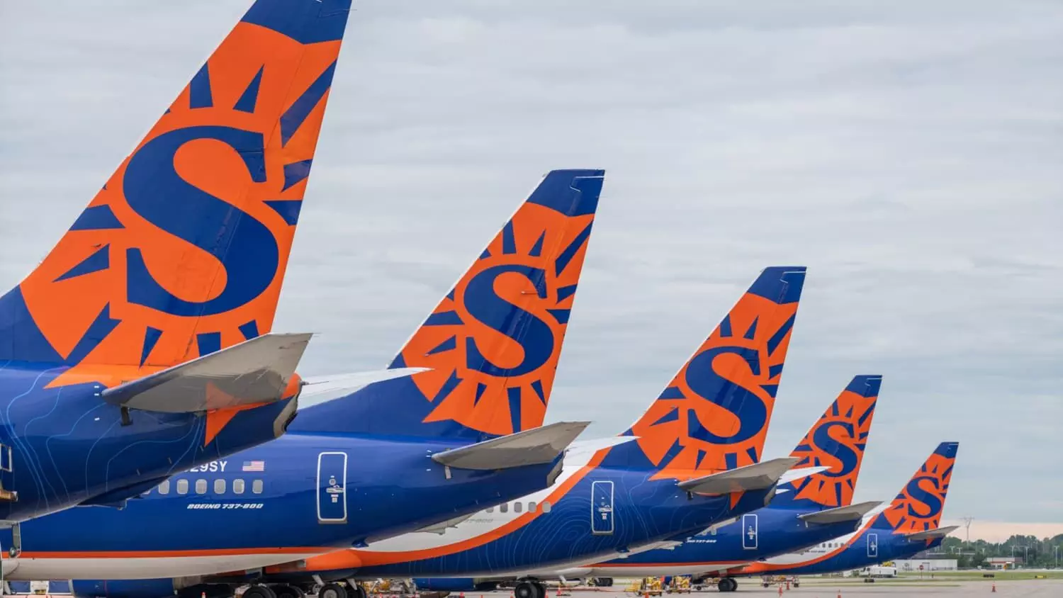 Sun Country to operate 8 more B737-800 cargo aircraft for Amazon