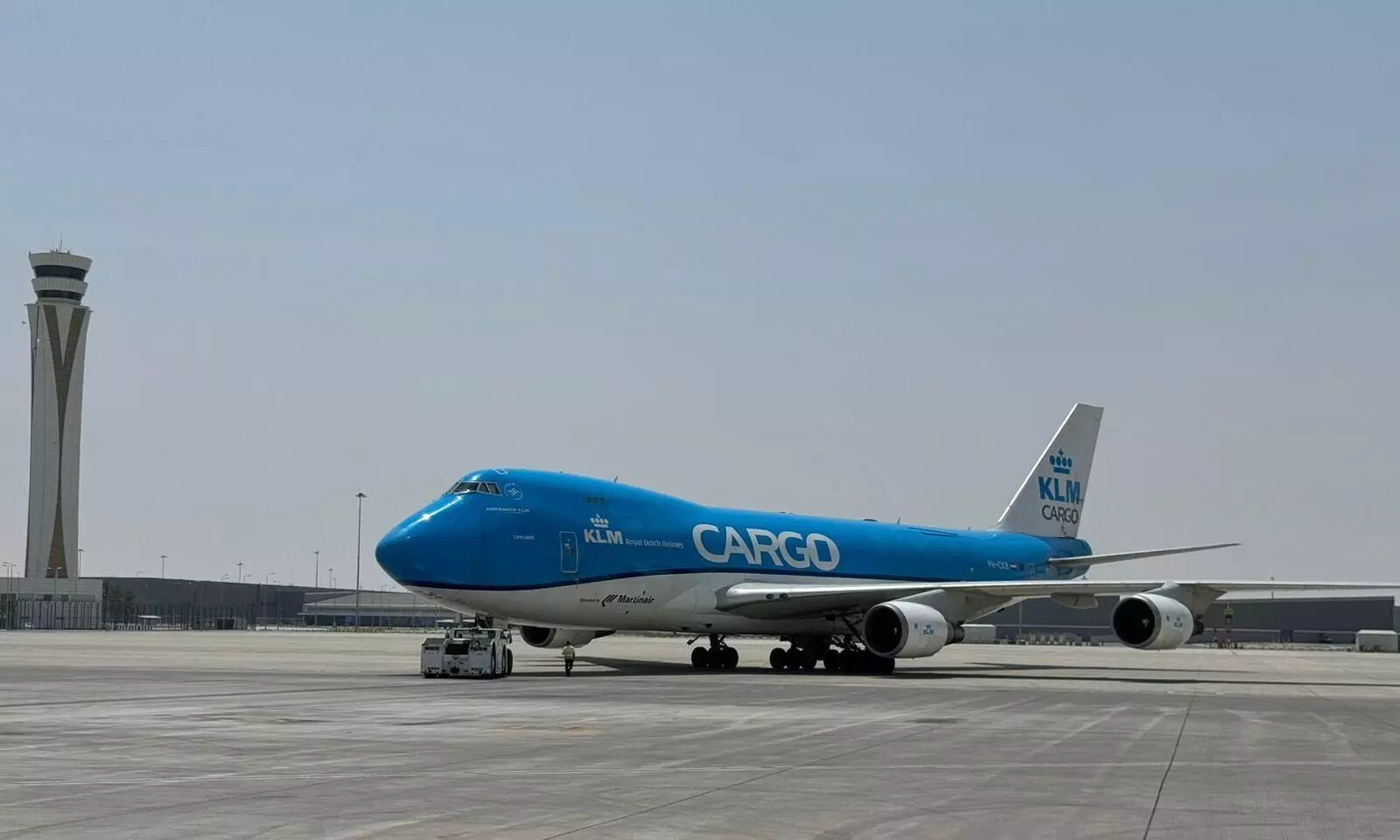 AFKLMP launches Amsterdam-Dubai freighter service