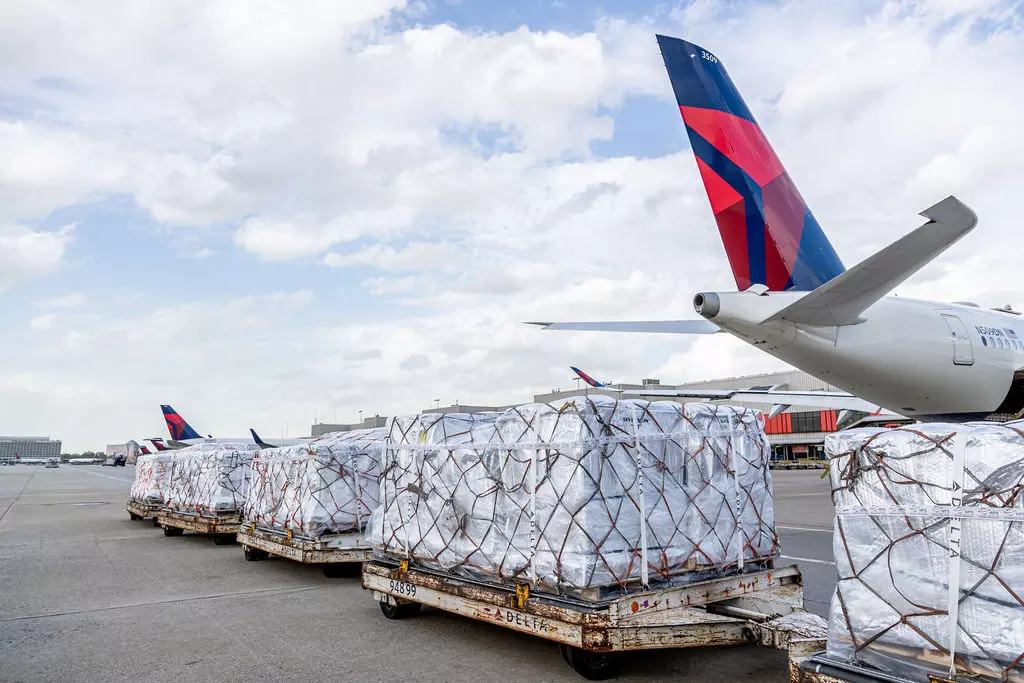 Delta Air Lines Q2 cargo revenue up 16% Delta Air Lines Q2 cargo revenue up 16%