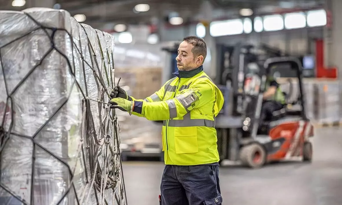 WFS to acquire Menzies World Cargo (Amsterdam) WFS to acquire Menzies World Cargo (Amsterdam)