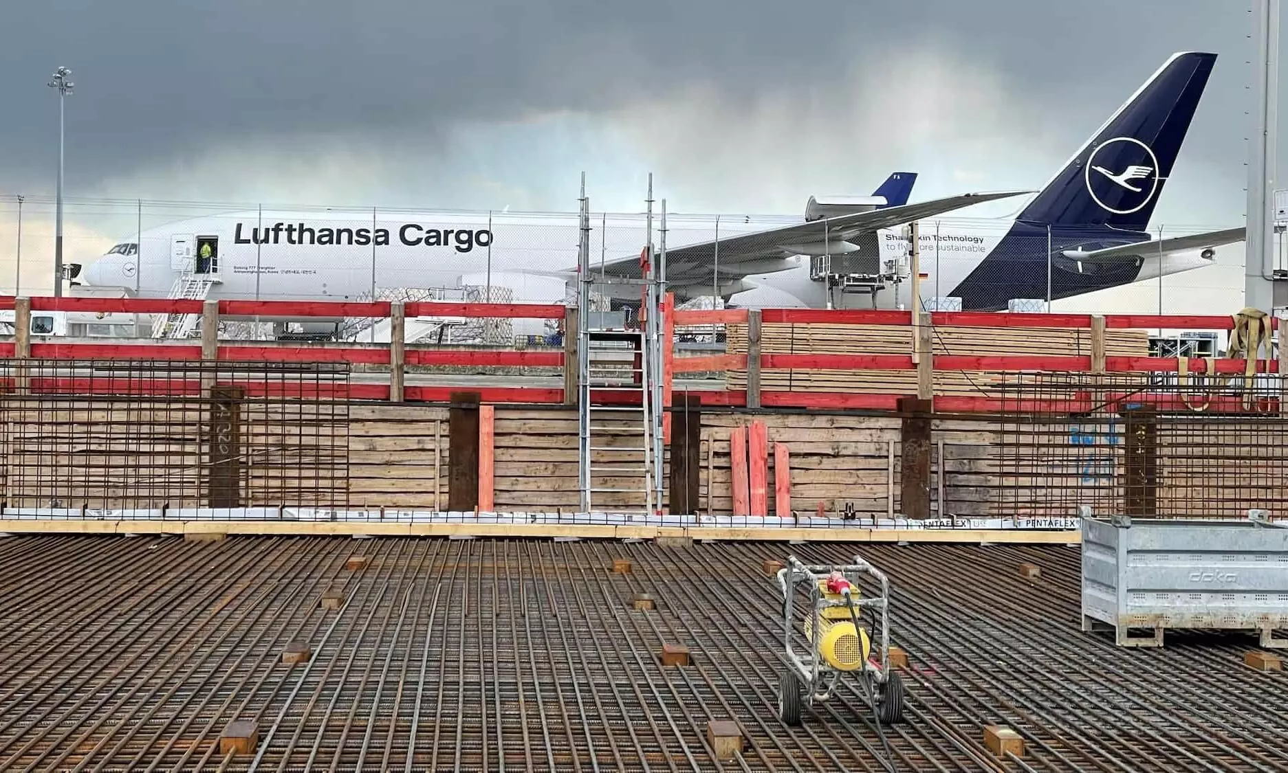 Lufthansa Cargo to invest €600 million for modernising Frankfurt hub Lufthansa Cargo to invest €600 million for modernising Frankfurt hub