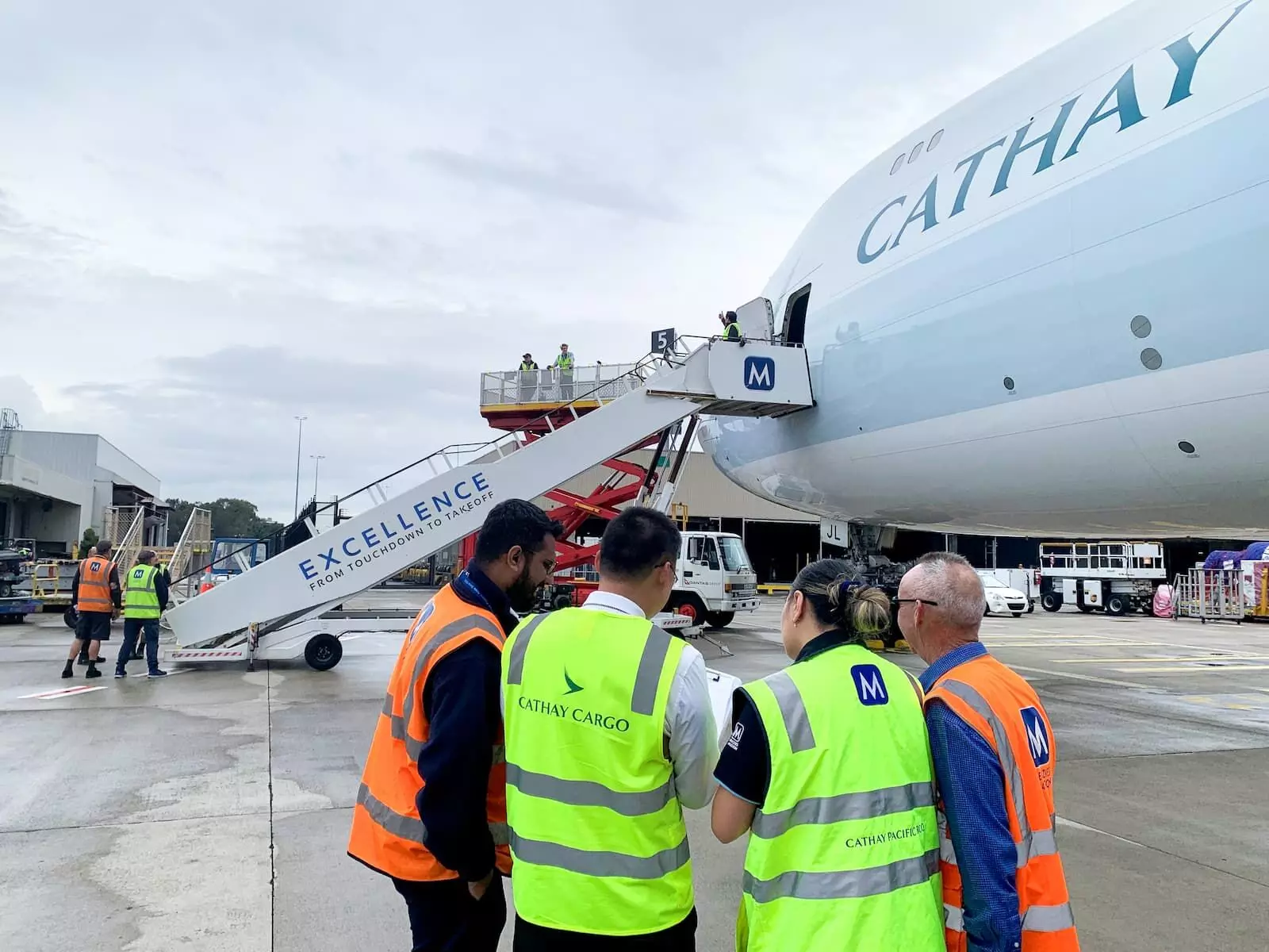 Cathay Cargo, Menzies renew partnership in Australia, New Zealand Cathay Cargo, Menzies renew partnership in Australia, New Zealand