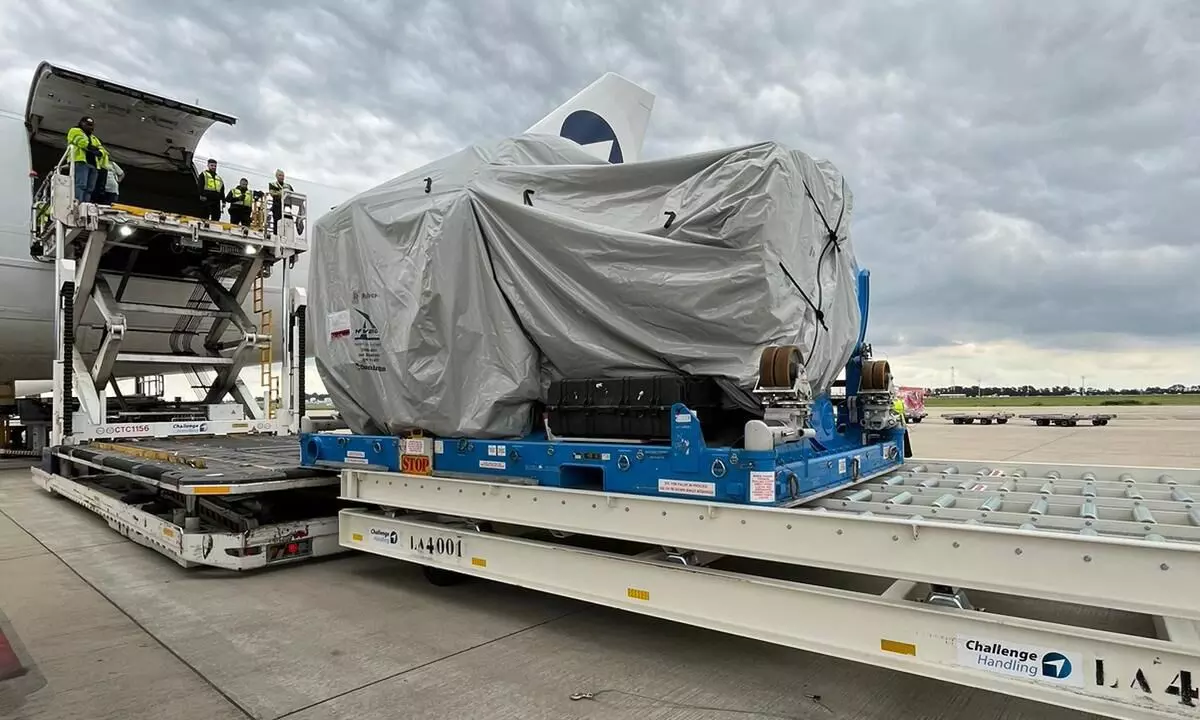 Challenge Group Introduces new engine dolly at its Liège hub Challenge Group Introduces new engine dolly at its Liège hub