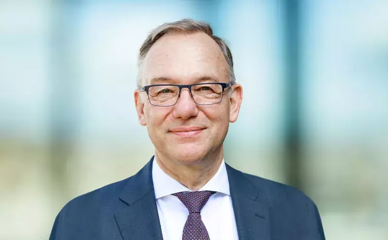 Swissport appoints Detlef Trefzger as Non-Executive Director Swissport appoints Detlef Trefzger as Non-Executive Director