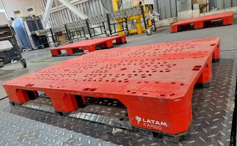 LATAM Cargo Group launches recycled plastic pallets LATAM Cargo Group launches recycled plastic pallets