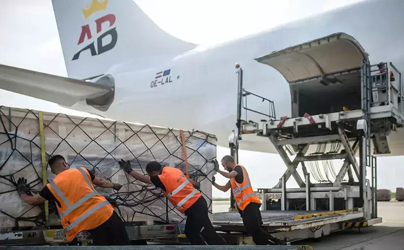 Court approves Air Belgiums cargo unit sale to Peso, Air One Court approves Air Belgiums cargo unit sale to Peso, Air One
