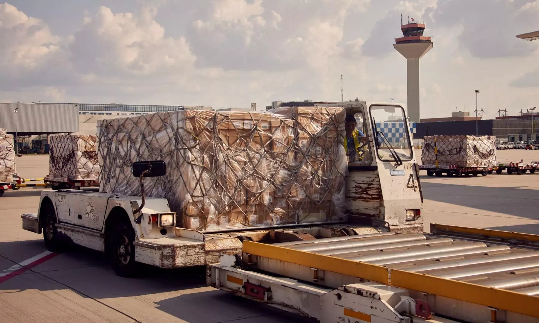 How the tech-powered future of air cargo is taking flight How the tech-powered future of air cargo is taking flight