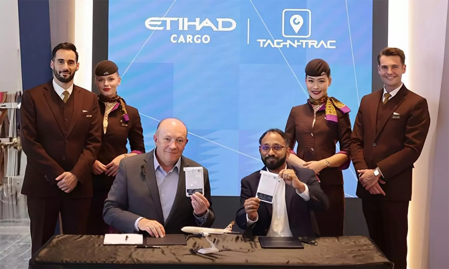 Etihad Cargo launches real-time shipment tracking solution SmartTrack Etihad Cargo launches real-time shipment tracking solution SmartTrack