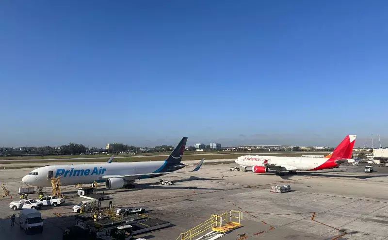 Avianca, Amazon boost Bogotá–Miami freighter service to twice daily Avianca, Amazon boost Bogotá–Miami freighter service to twice daily