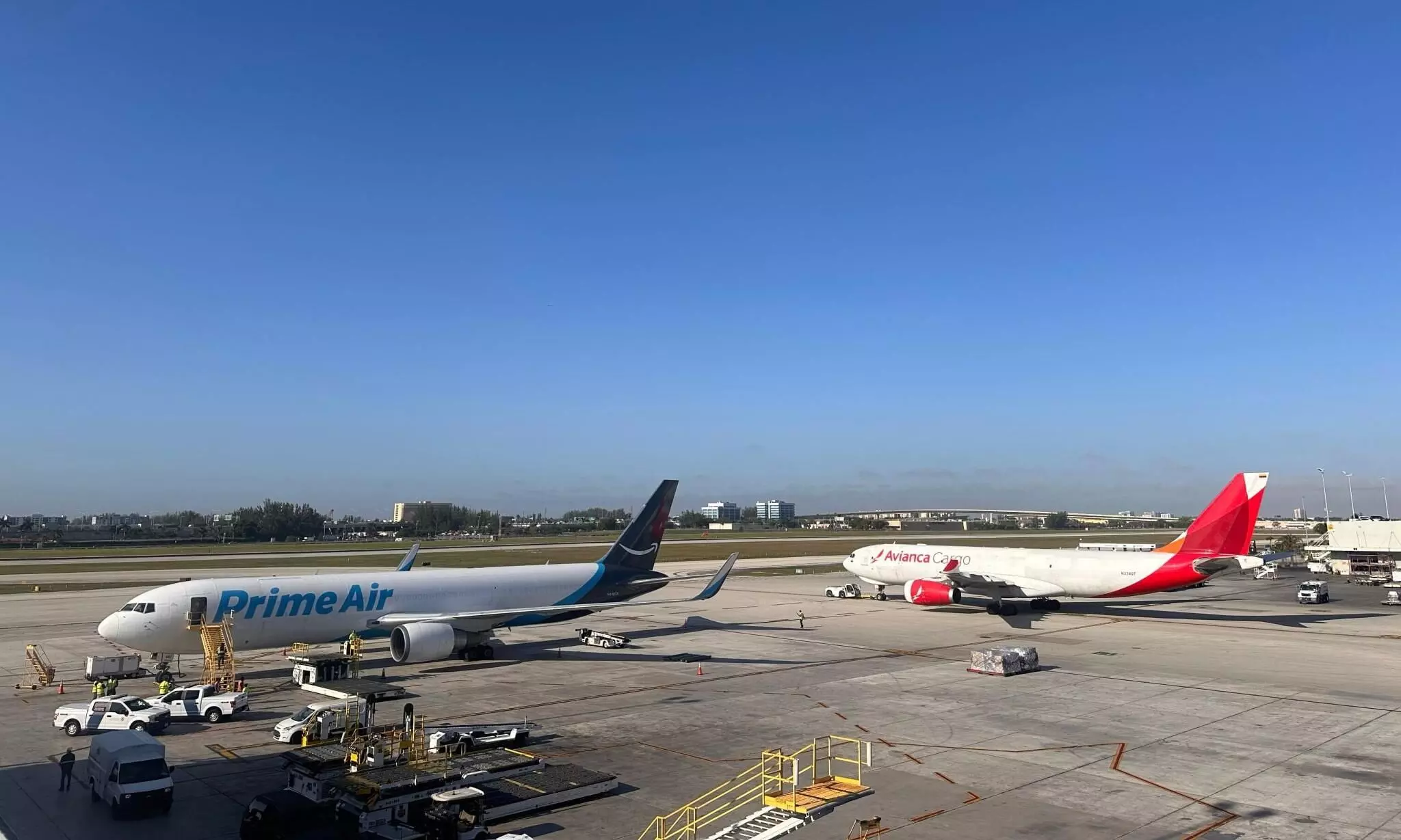 Avianca, Amazon boost Bogotá–Miami freighter service to twice daily Avianca, Amazon boost Bogotá–Miami freighter service to twice daily