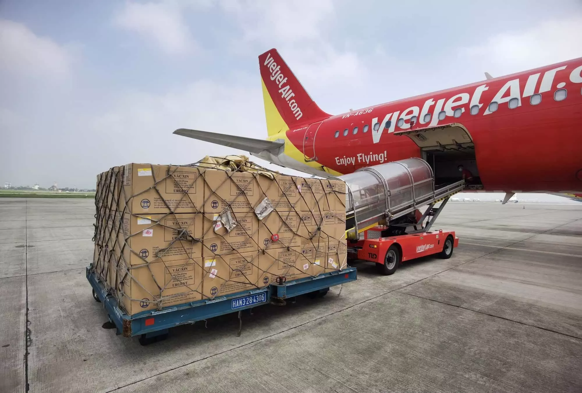 VietJet integrates SmartKargo AI system for cargo optimization