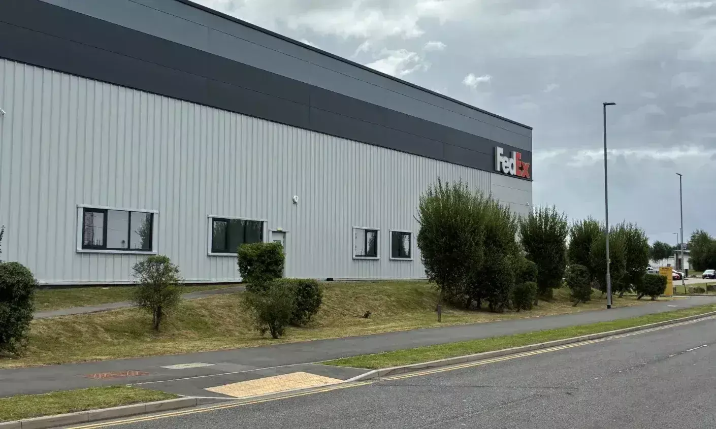 FedEx opens new air cargo facility near Manchester Airport FedEx opens new air cargo facility near Manchester Airport
