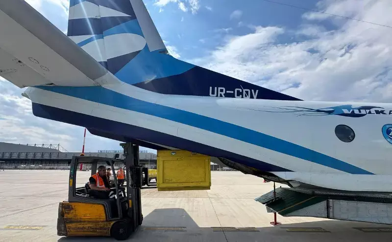 Chapman Freeborn flies vital aircraft parts to Athens in 24 hours Chapman Freeborn flies vital aircraft parts to Athens in 24 hours