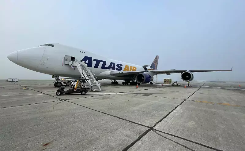 Pigs fly! M2 ships gilts to Vietnam with precision and care Pigs fly! M2 ships gilts to Vietnam with precision and care