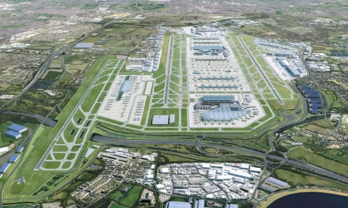 Heathrow plans £21bn third runway to raise cargo capacity by 50% Heathrow plans £21bn third runway to raise cargo capacity by 50%