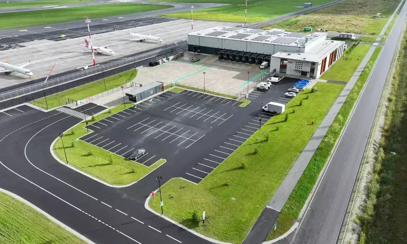 FedEx opens new air and ground logistics centre at Tallinn Airport FedEx opens new air and ground logistics centre at Tallinn Airport