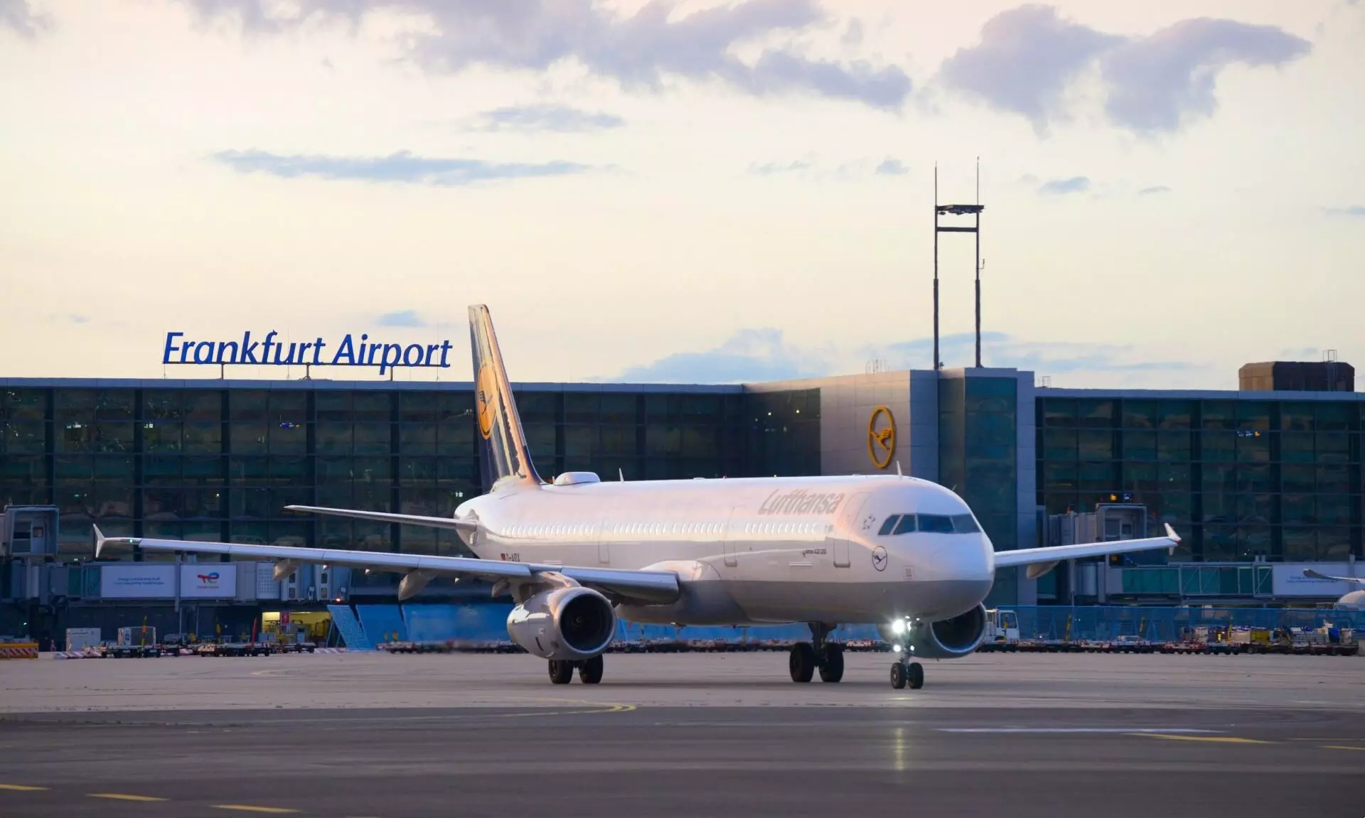 Frankfurt Airport cargo rises slightly in September 2025 Frankfurt Airport cargo rises slightly in September 2025