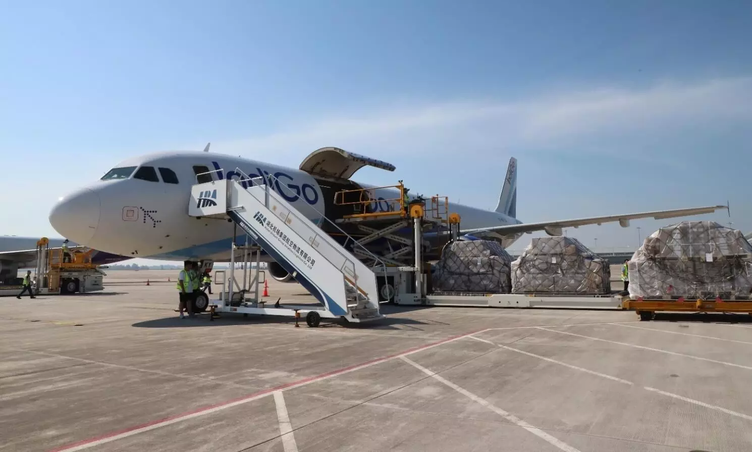 Ezhou Huahu Airport cargo volumes double as global routes expand
