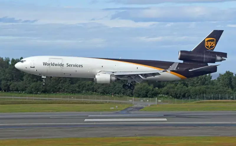 NTSB preliminary report cites left pylon cracks in UPS MD-11F crash