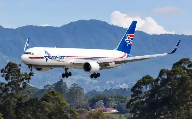 Amerijet and SmartKargo extend partnership for five more years