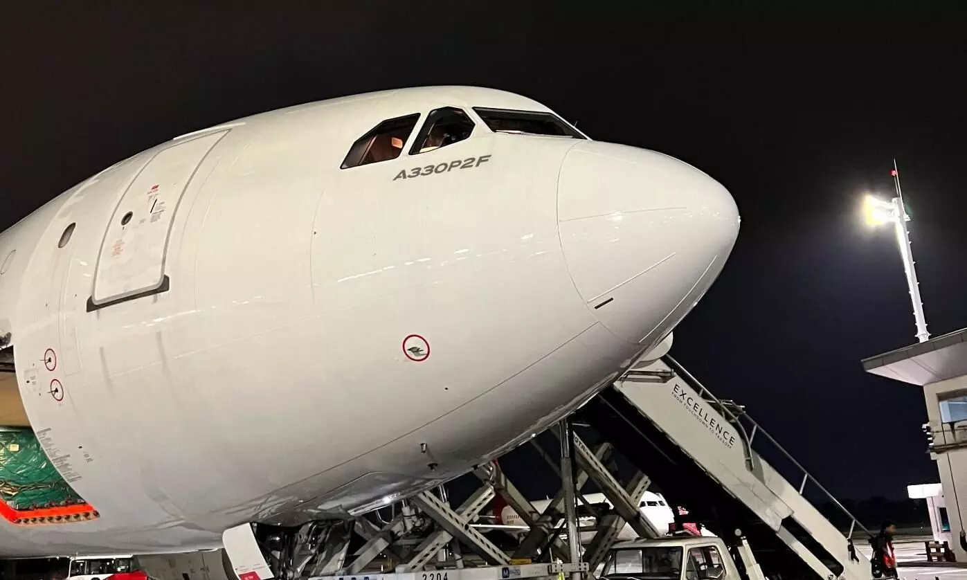 Titan delivers first A330-200P2F to JD Airlines