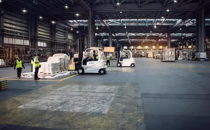 dnata and Dubai Police launch smart cargo screening centre at DXB dnata and Dubai Police launch smart cargo screening centre at DXB