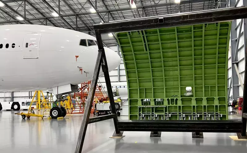 KMC completes door surround removal on 777-300ERCF conversion KMC completes door surround removal on 777-300ERCF conversion