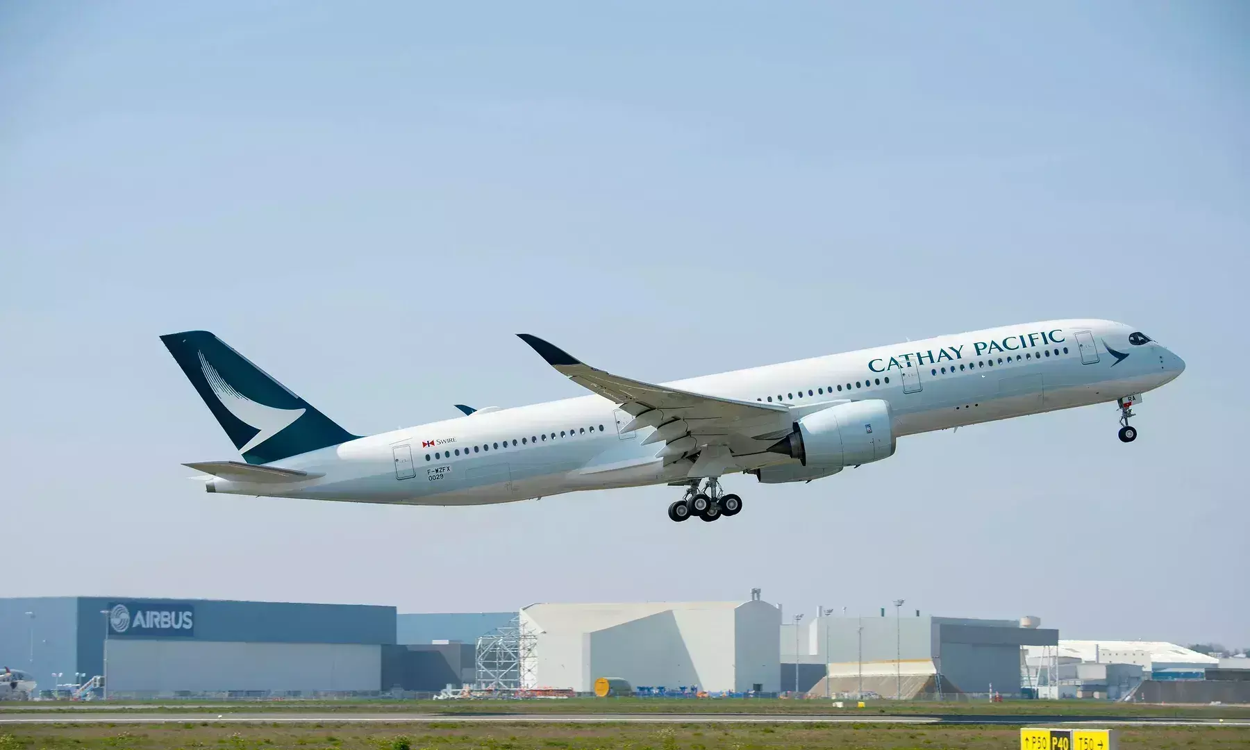 Cathay Pacific restarts Seattle flights, expands cargo capacity Cathay Pacific restarts Seattle flights, expands cargo capacity