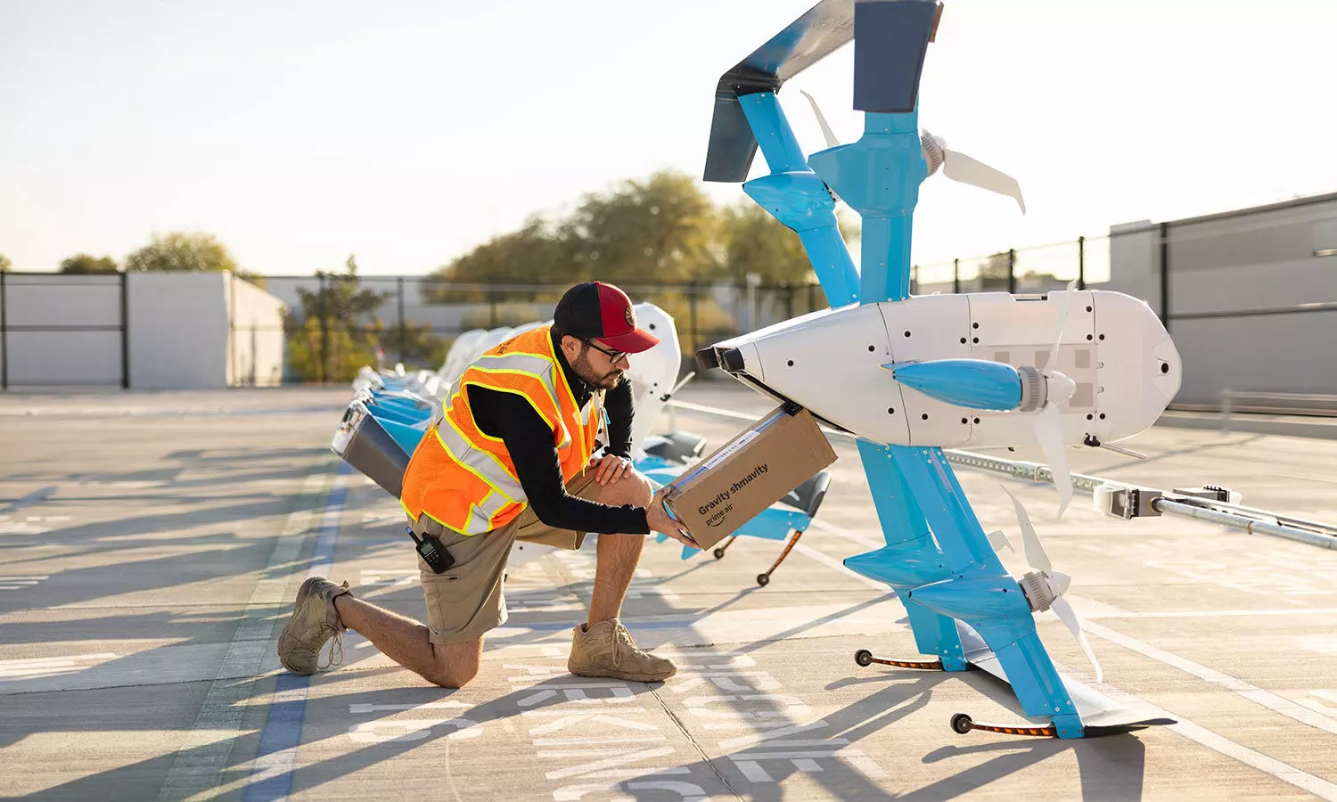 Amazon is reengineering the last mile Amazon is reengineering the last mile