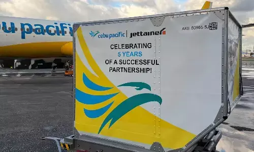Cebu Pacific renews Jettainer pact, adds IoT tracking tech