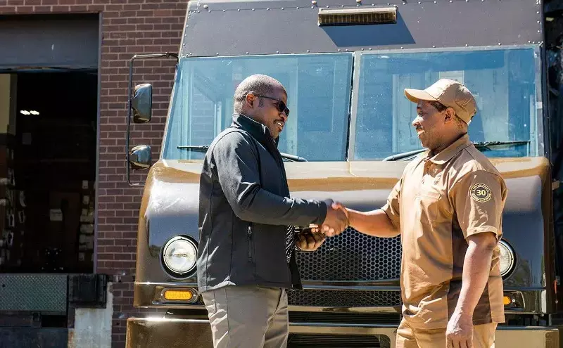 UPS invests $50 million and expands Mexico air freight network