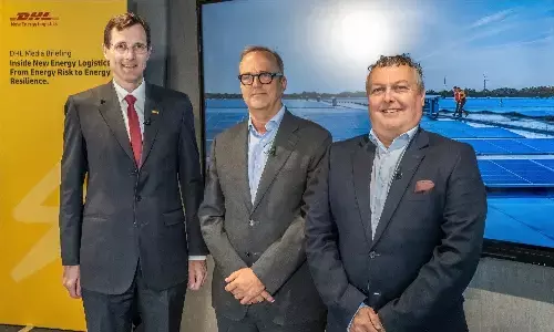 DHL targets €3bn new energy logistics revenue by 2030 DHL targets €3bn new energy logistics revenue by 2030