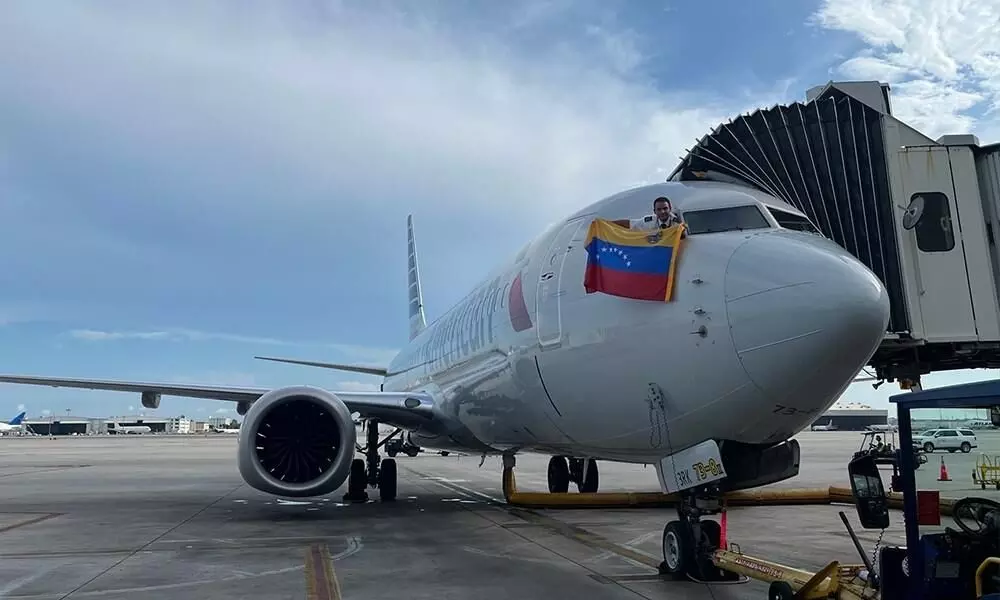 American Airlines delivers earthquake relief supplies to Venezuela American Airlines delivers earthquake relief supplies to Venezuela