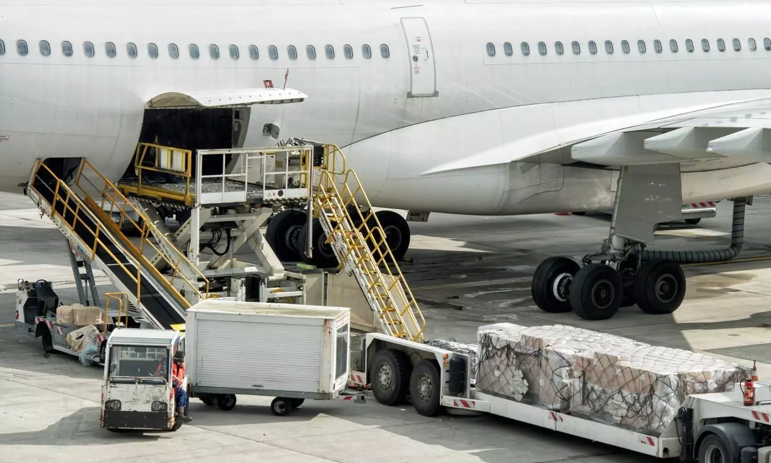 Global air cargo demand rises 9% in June despite softer week Global air cargo demand rises 9% in June despite softer week