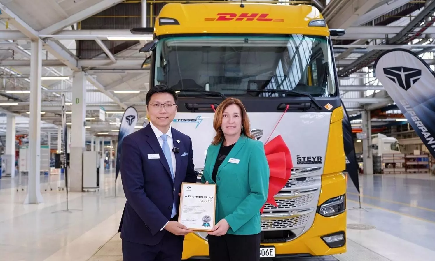 DHL Freight to run SuperPanther eTopas 600 in Netherlands DHL Freight to run SuperPanther eTopas 600 in Netherlands