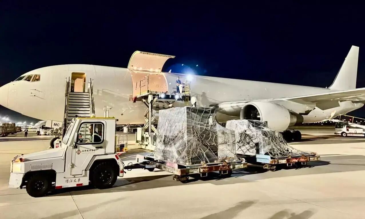 Global air cargo volumes decline 3% as freight rates stabilise