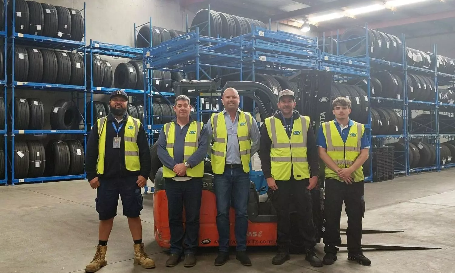 B&H Worldwide moves Auckland operations to new airport facility B&H Worldwide moves Auckland operations to new airport facility
