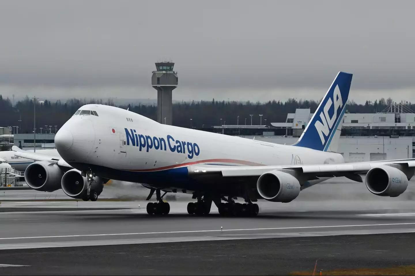 Freighter landings rise 5% at ANC in August Freighter landings rise 5% at ANC in August