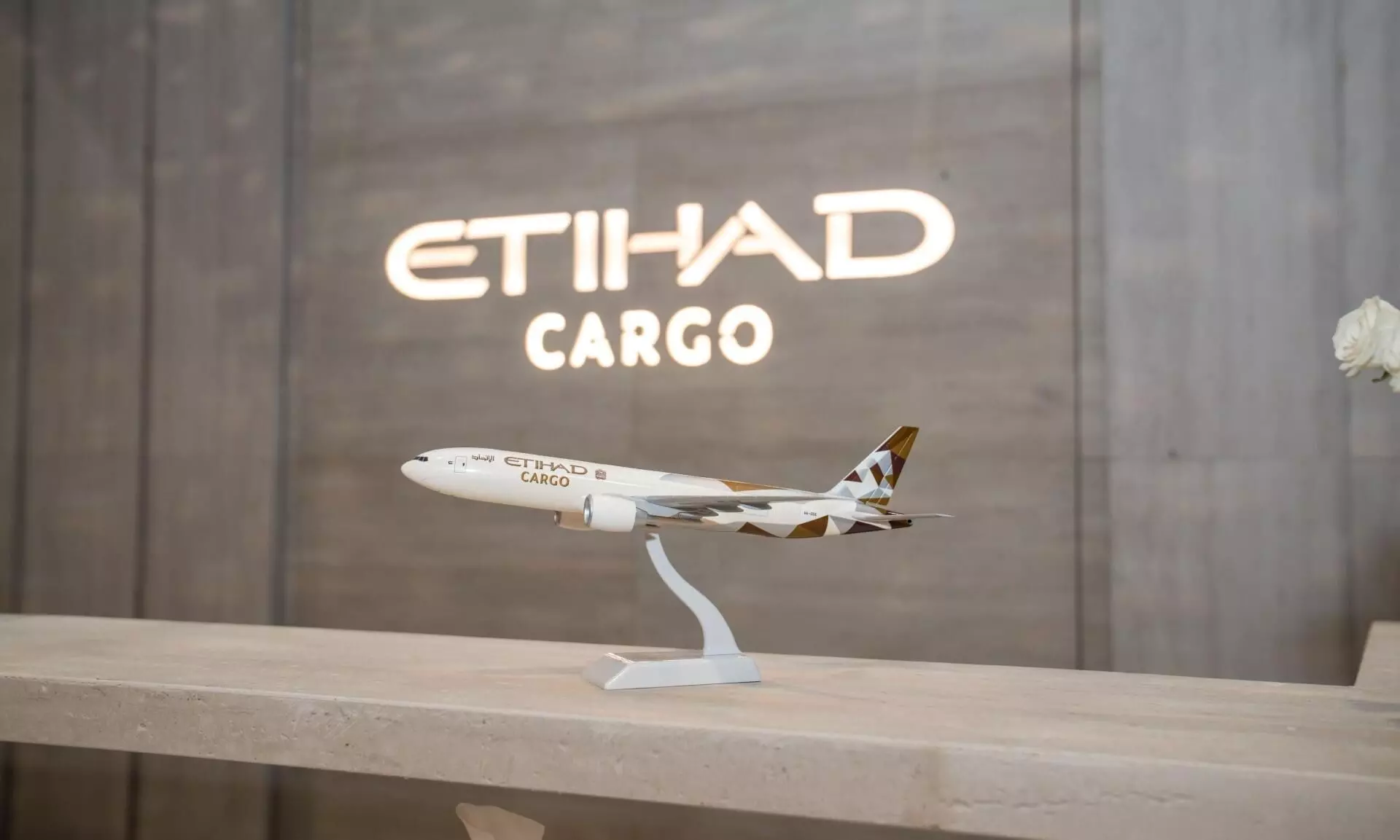Etihad Cargo adds A330 and 777 freighters to fleet Etihad Cargo adds A330 and 777 freighters to fleet
