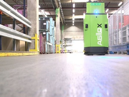 AGILOX can lift and lower container using its height-adjustable fork and eliminate the need for the warehouse staff to place the containers manually on the Automated Guided Vehicle (AGV) Logistics